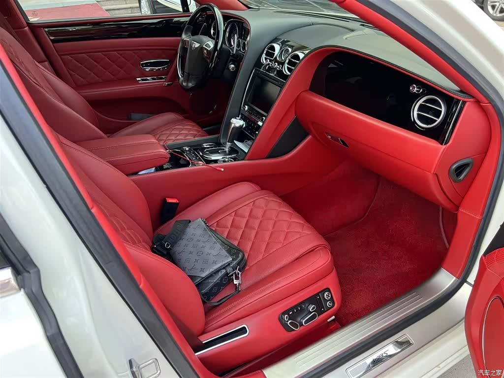 Bentley Flying Spur, 2017 все фото