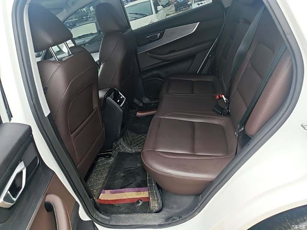 Chery Tiggo 7, 2025 17