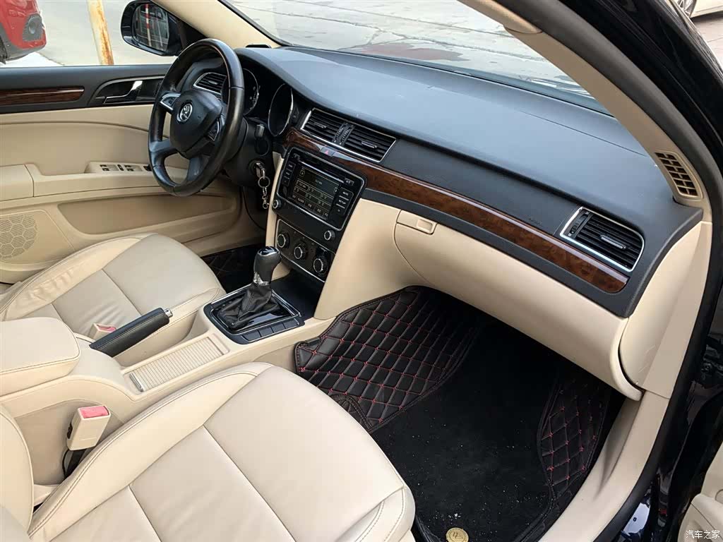 Skoda Superb, 2015 13
