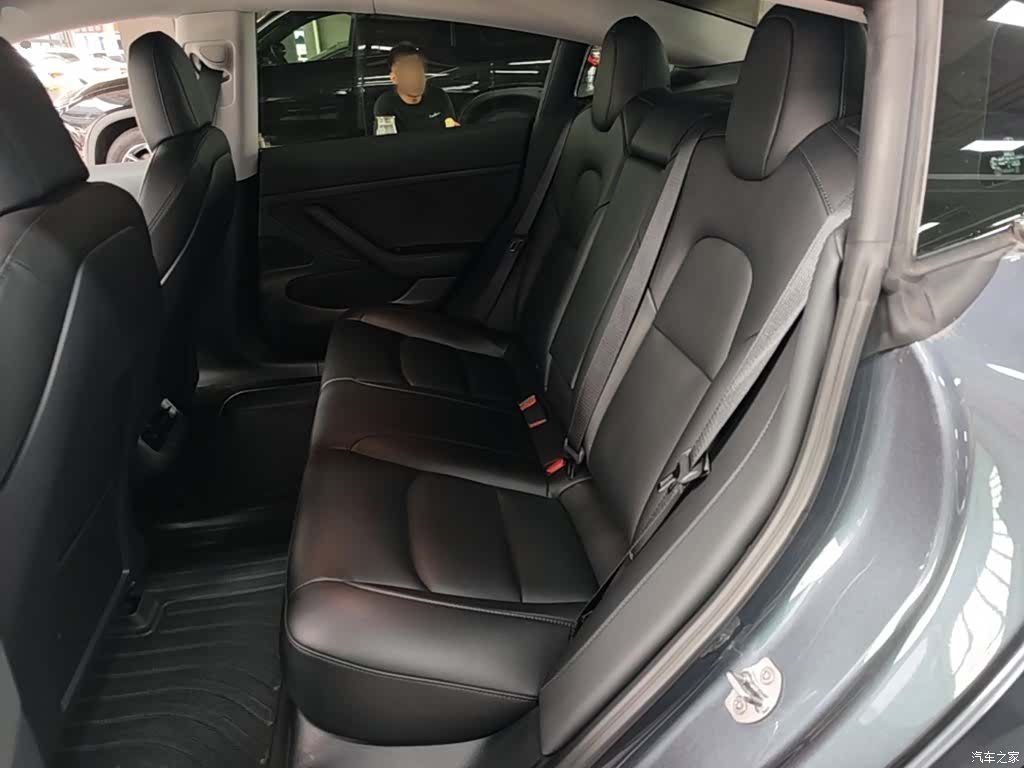 Tesla Model 3, 2020 17