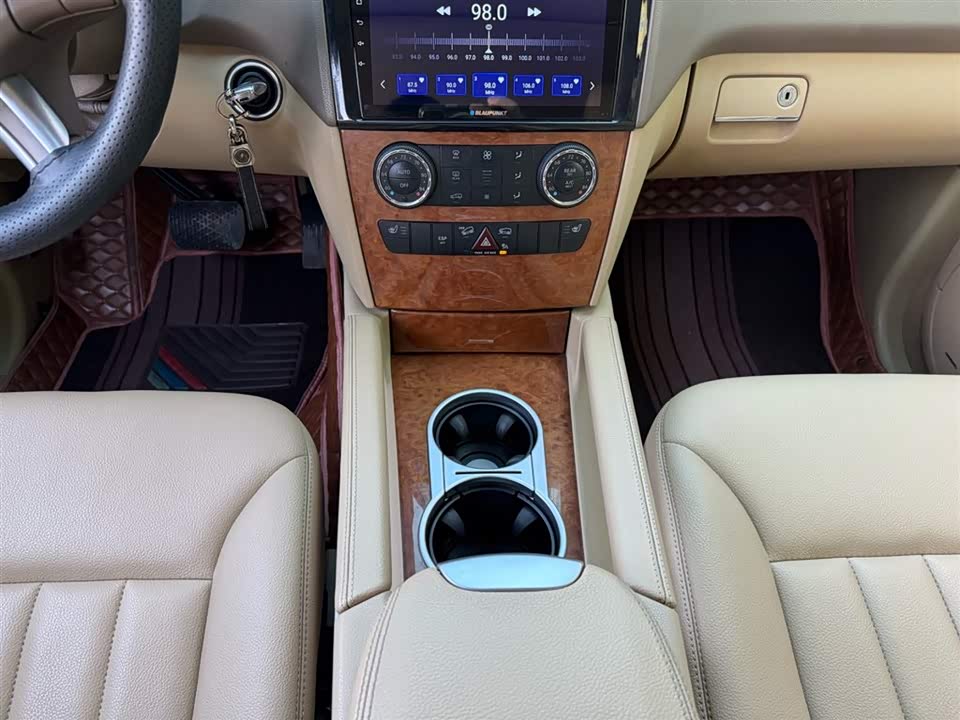 Mercedes-Benz M class