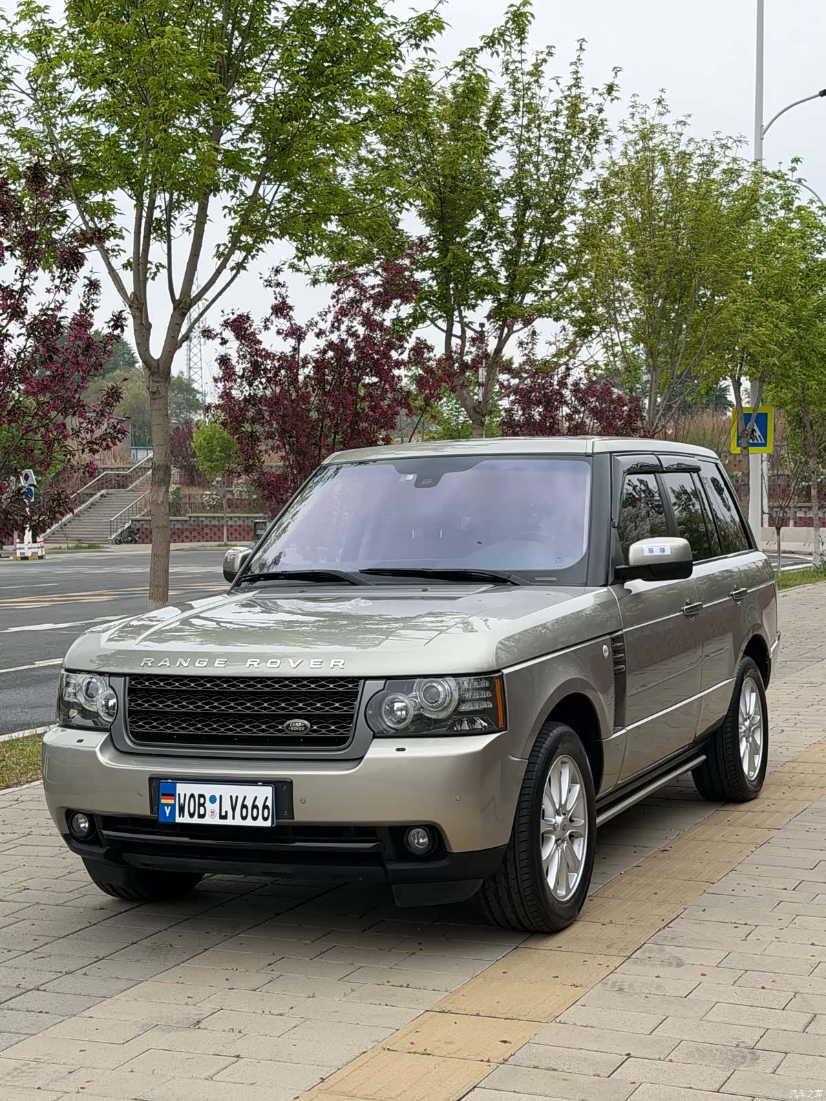 Land Rover Range Rover, 2011 1