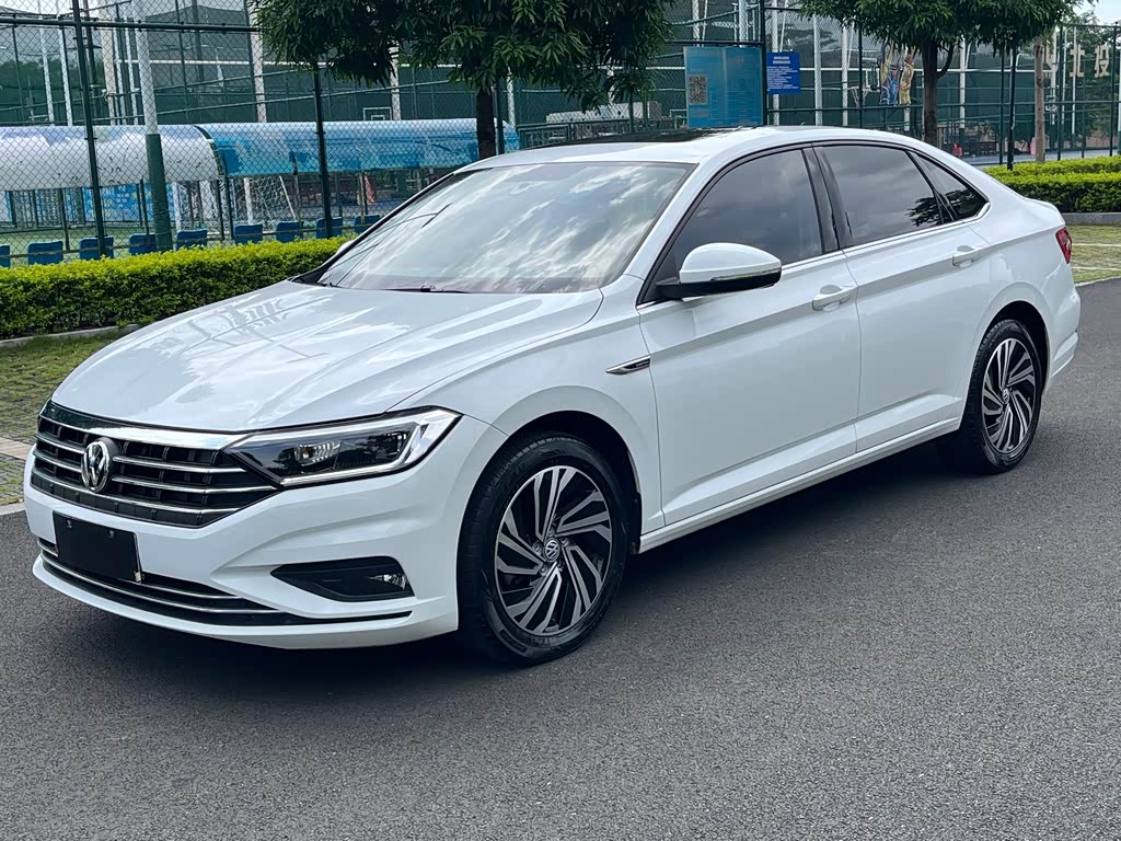Volkswagen Sagitar