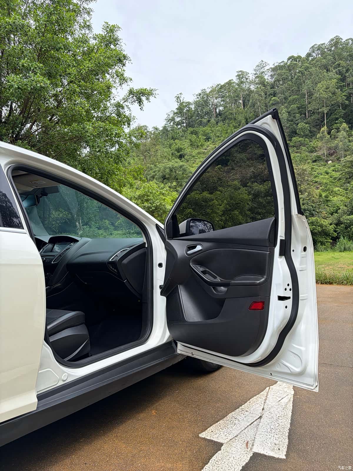 Ford Focus, 2018 13