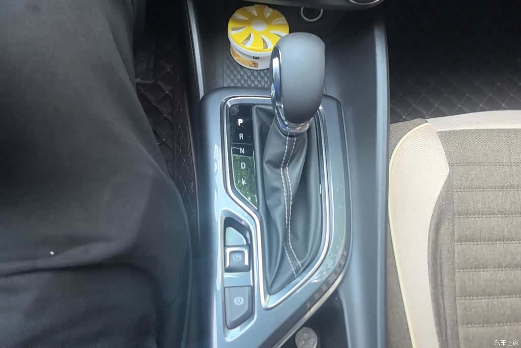 Buick Verano, 2022 16