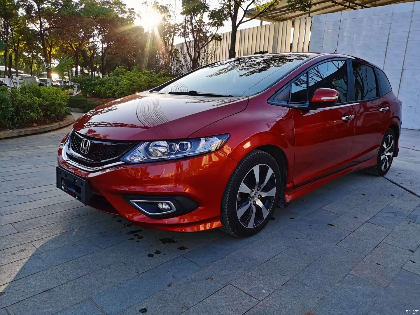 Honda Jade, 2015 1