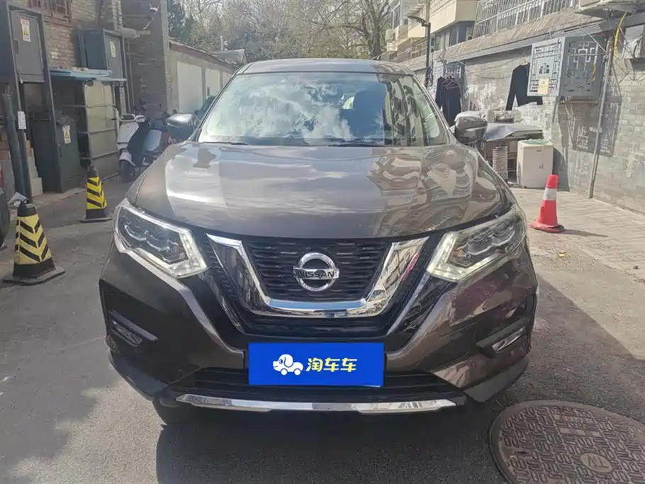 Nissan Qijun