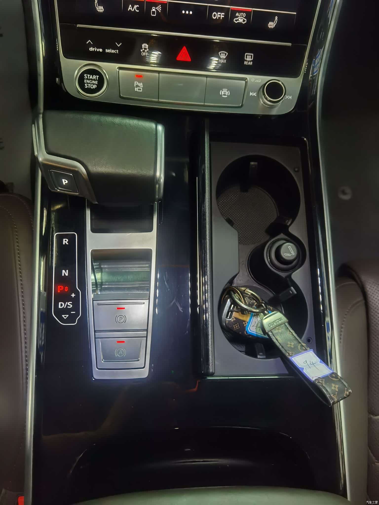 Audi A8L, 2021 10