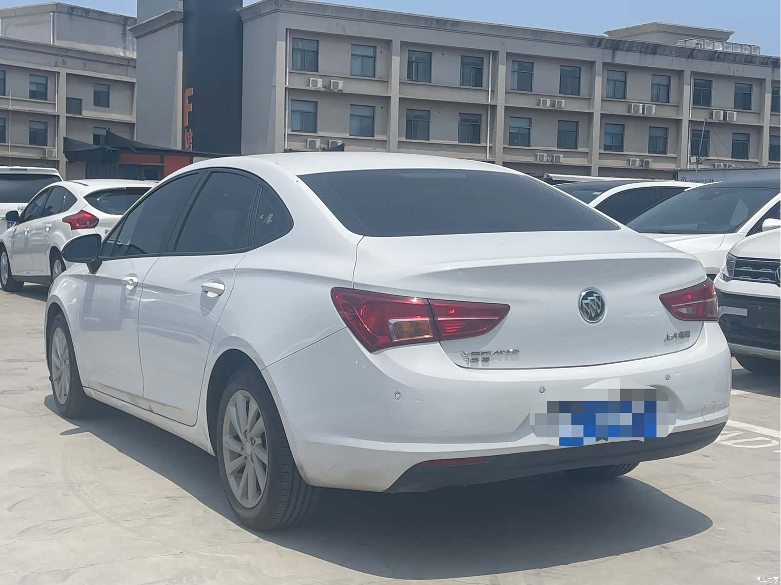 Buick Verano, 2017 4