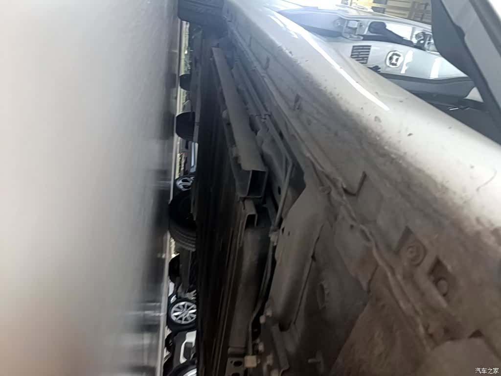DongFeng E70, 2022 21