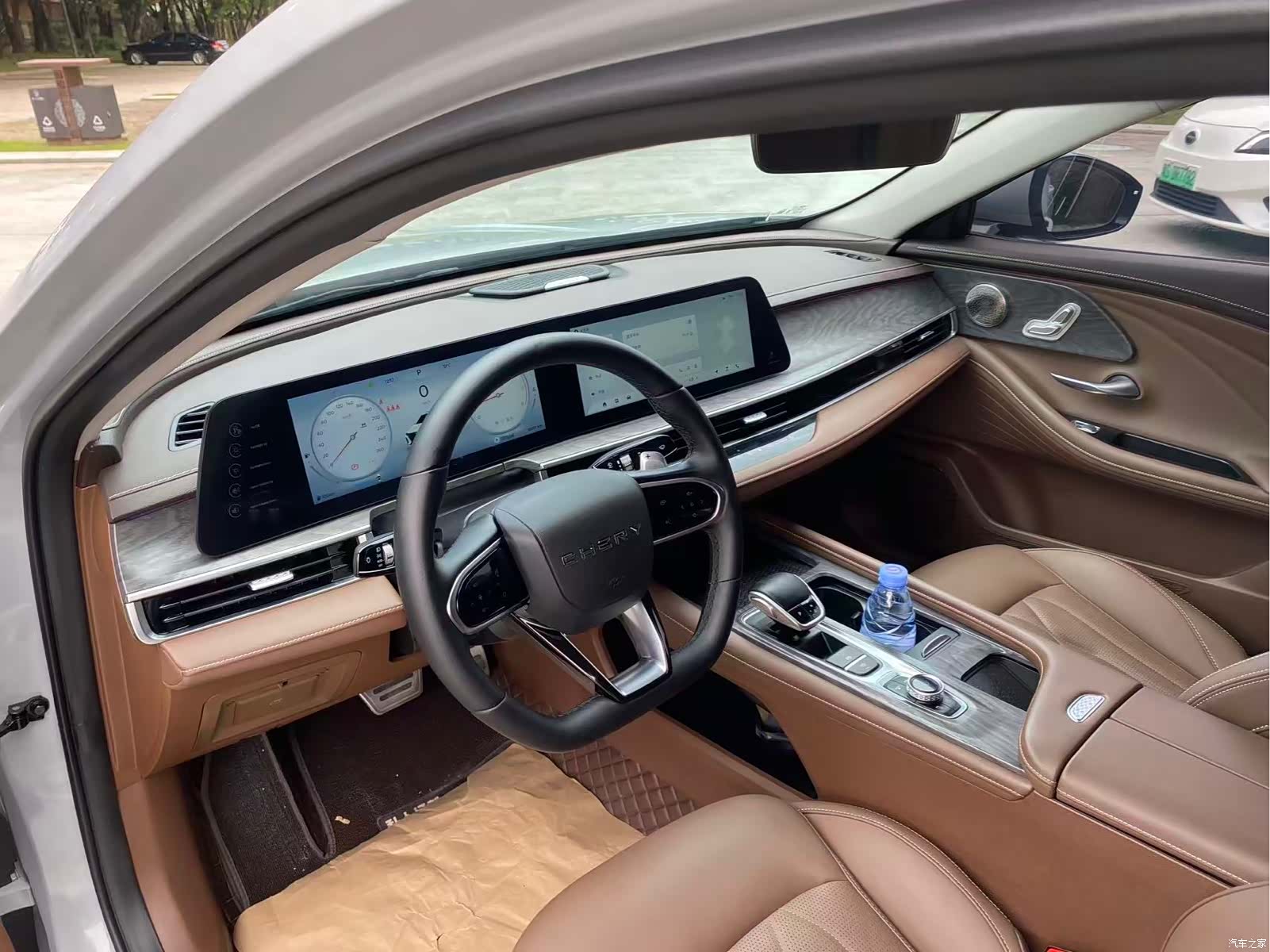 Chery Arrizo 8, 2023 9