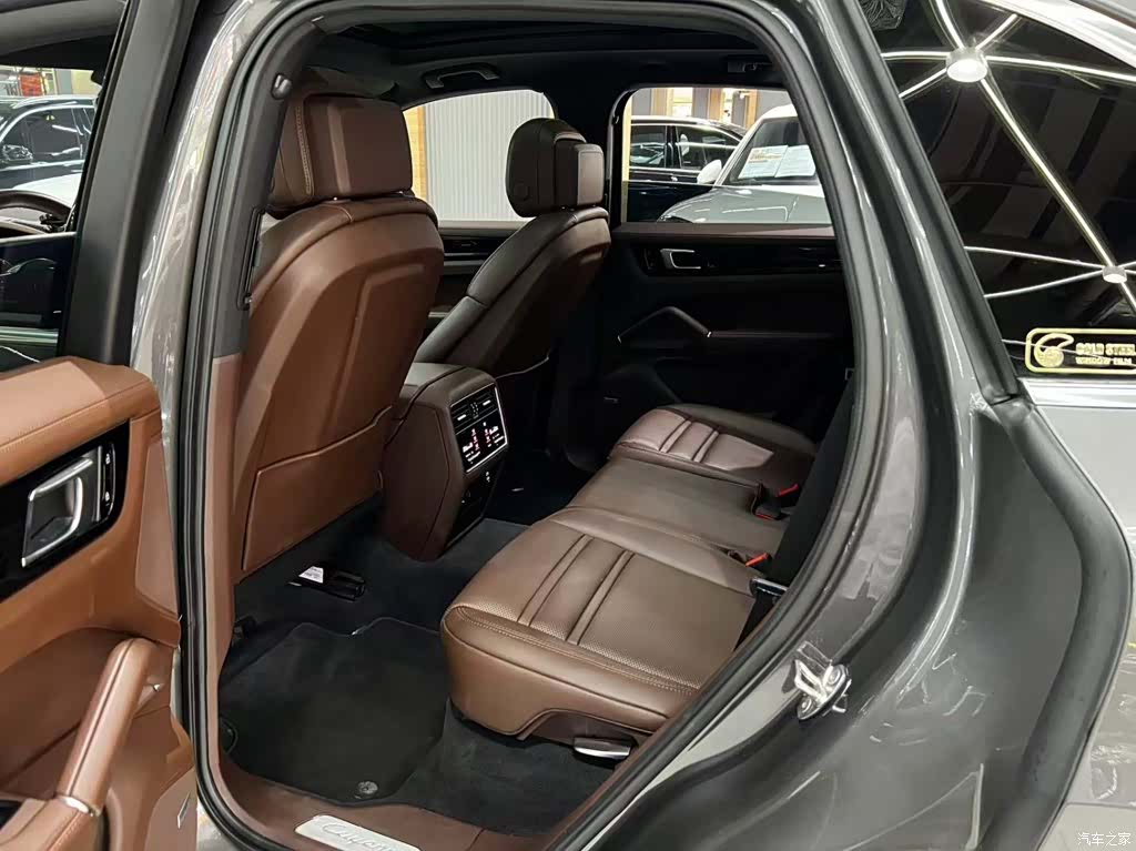 Porsche Cayenne, 2020 11