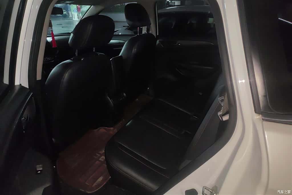 Changan CS75, 2016 11