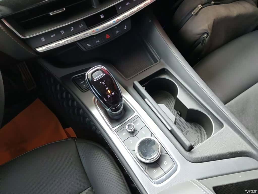 Cadillac CT5, 2023 14
