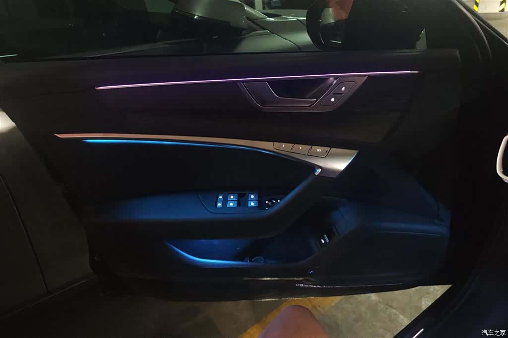 Audi A6L, 2025 7