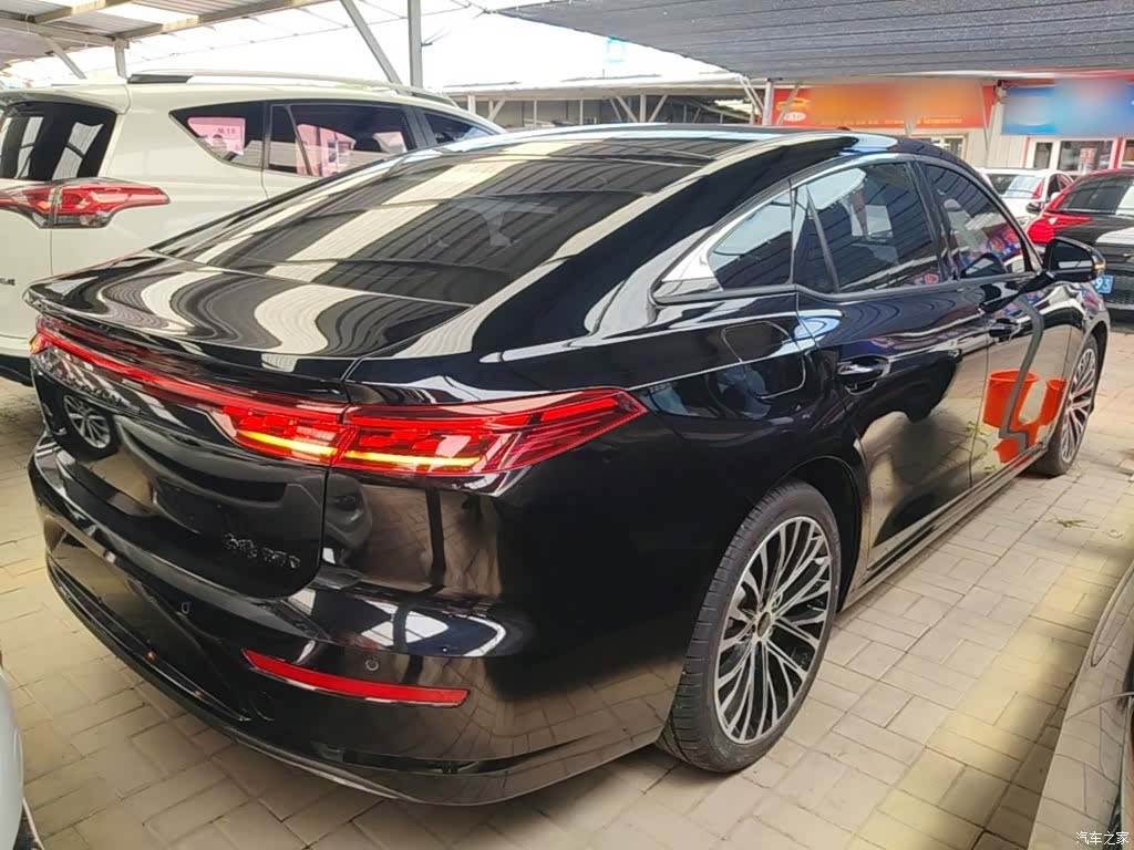 Bestune B70, 2025 7
