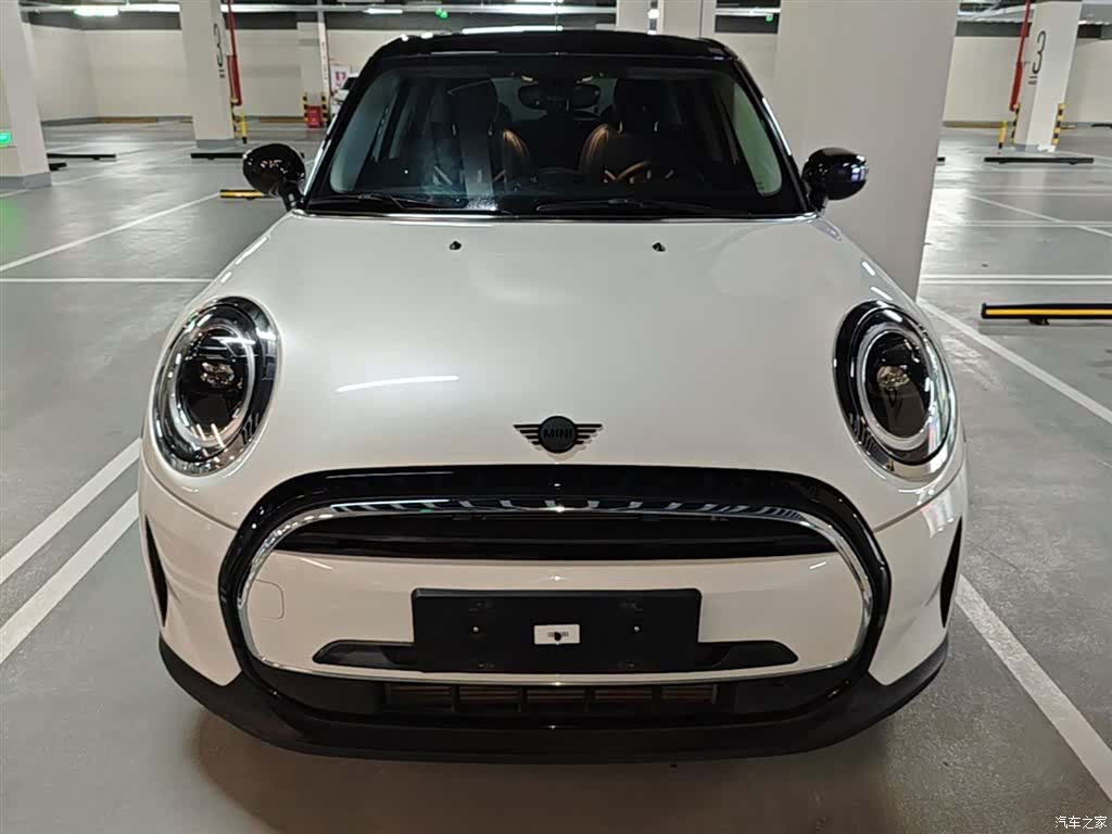 Mini Cooper, 2023 3