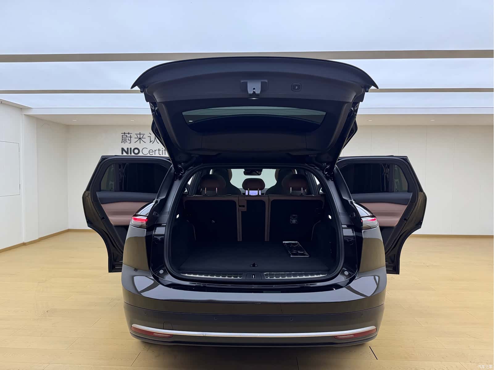 NIO ES6, 2023 18