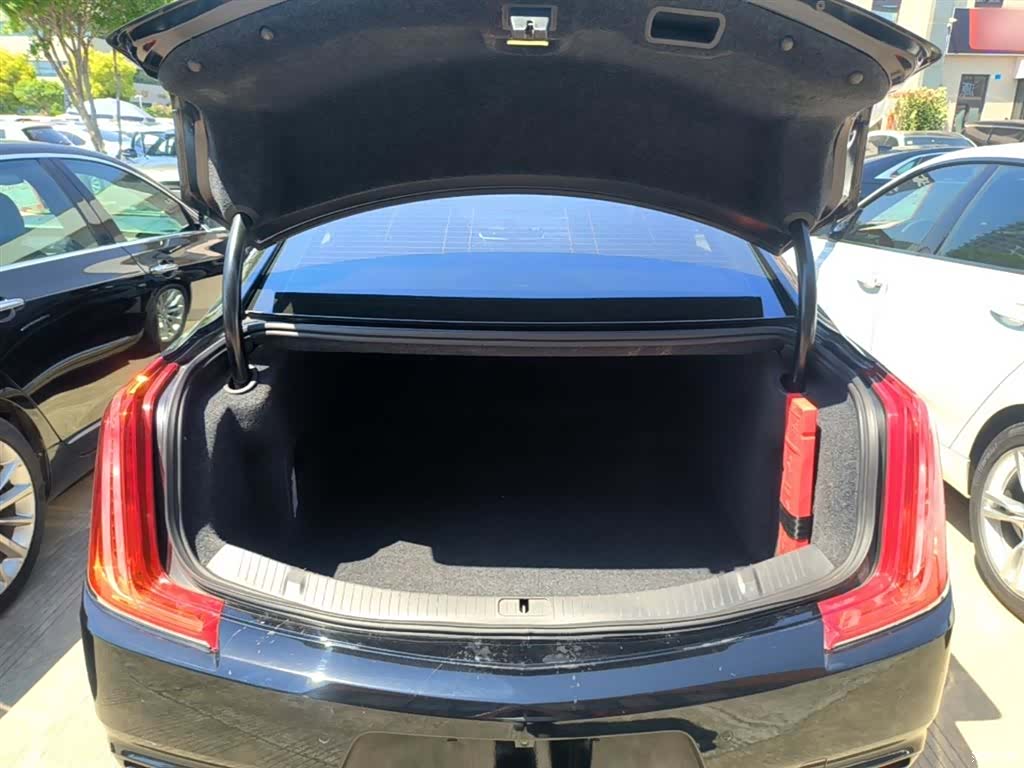 Cadillac XTS, 2019 18