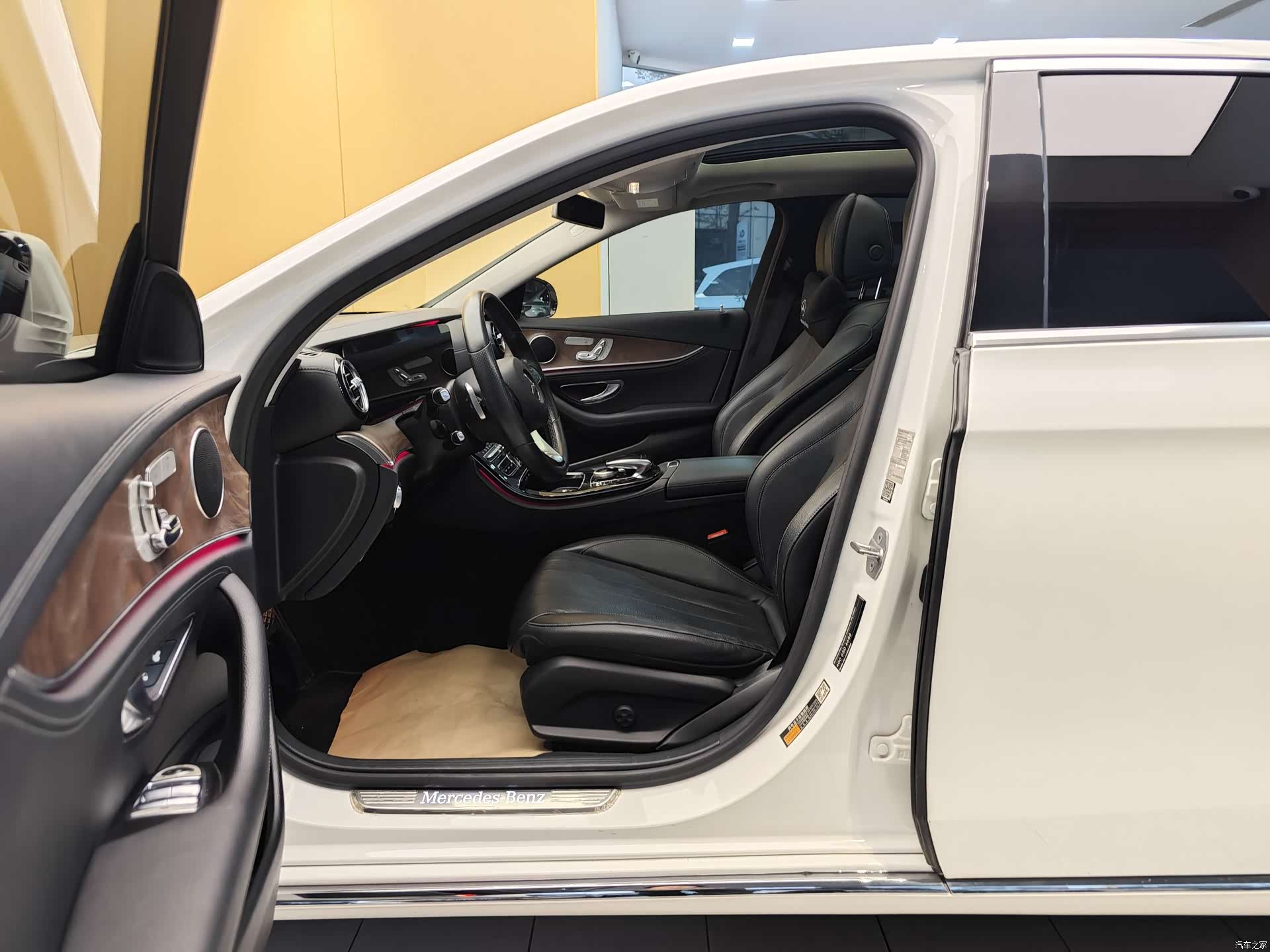 Mercedes-Benz E-Class, 2017 13