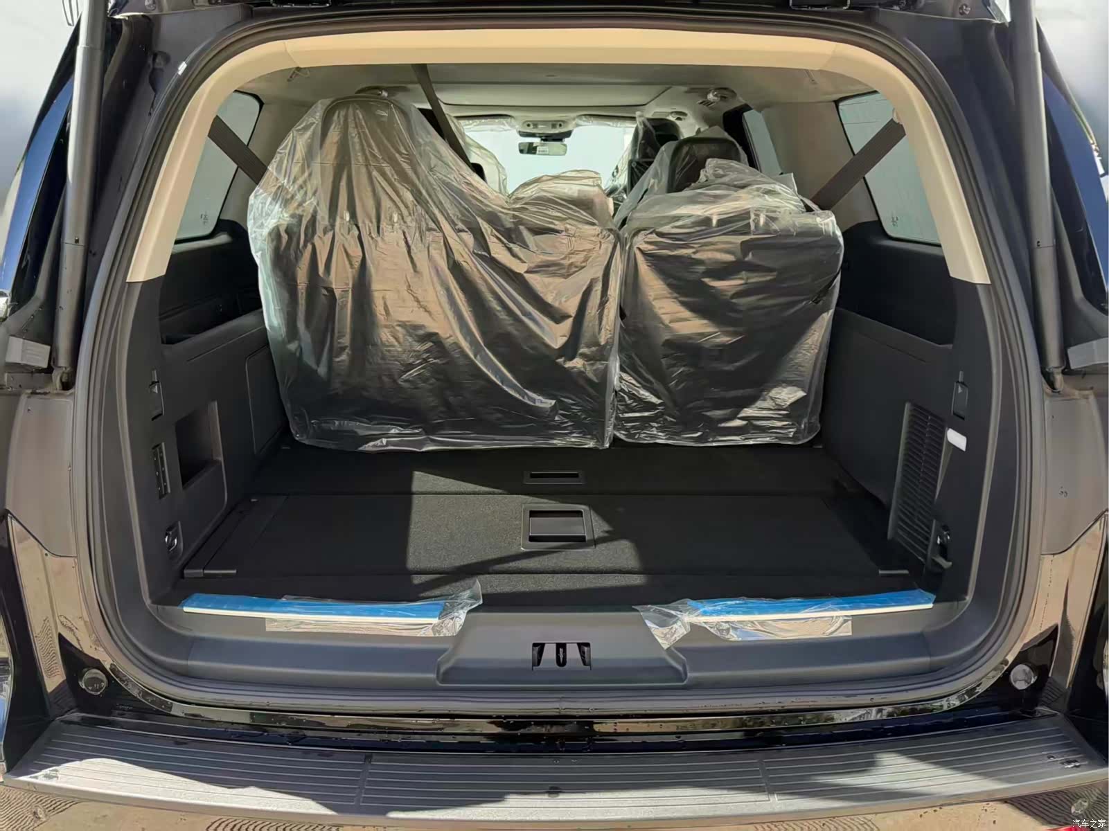 Lincoln Navigator, 2026 9