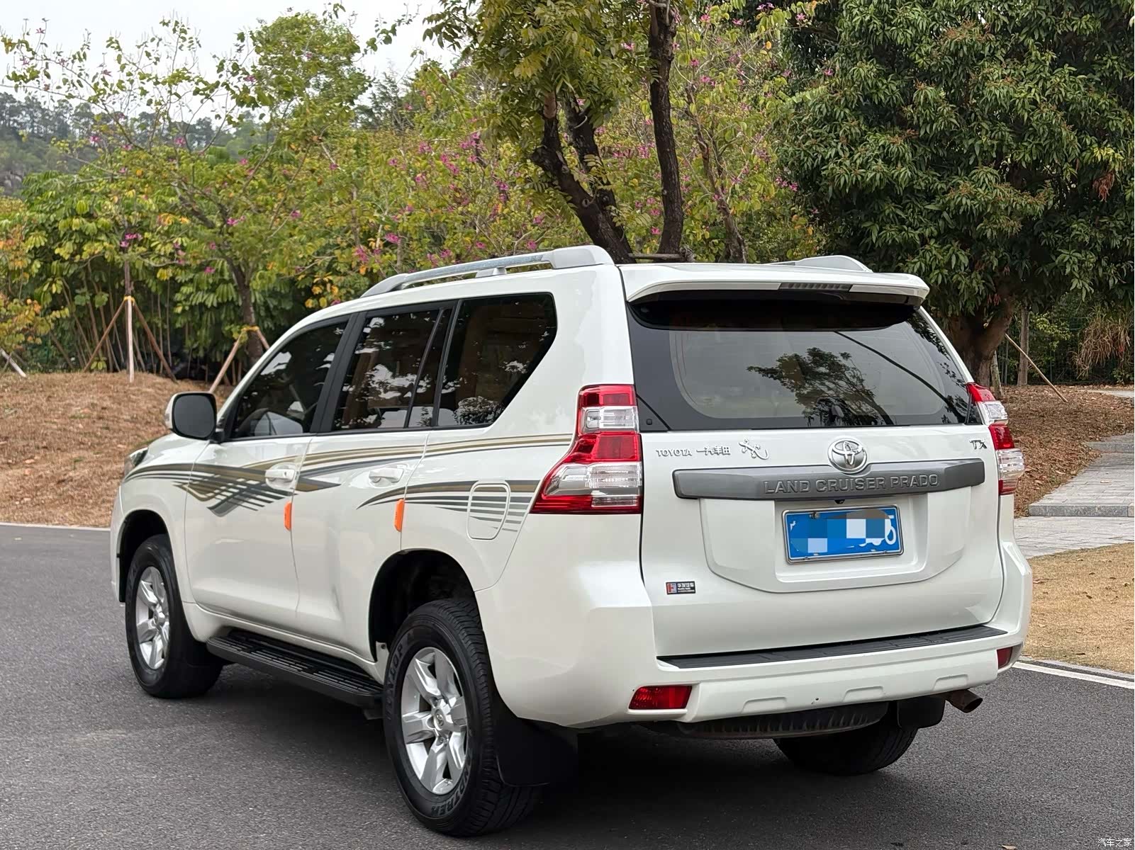 Toyota Prado, 2015 7