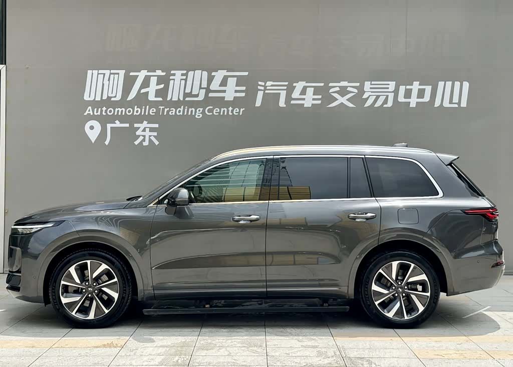 Li Auto ONE, 2022 3
