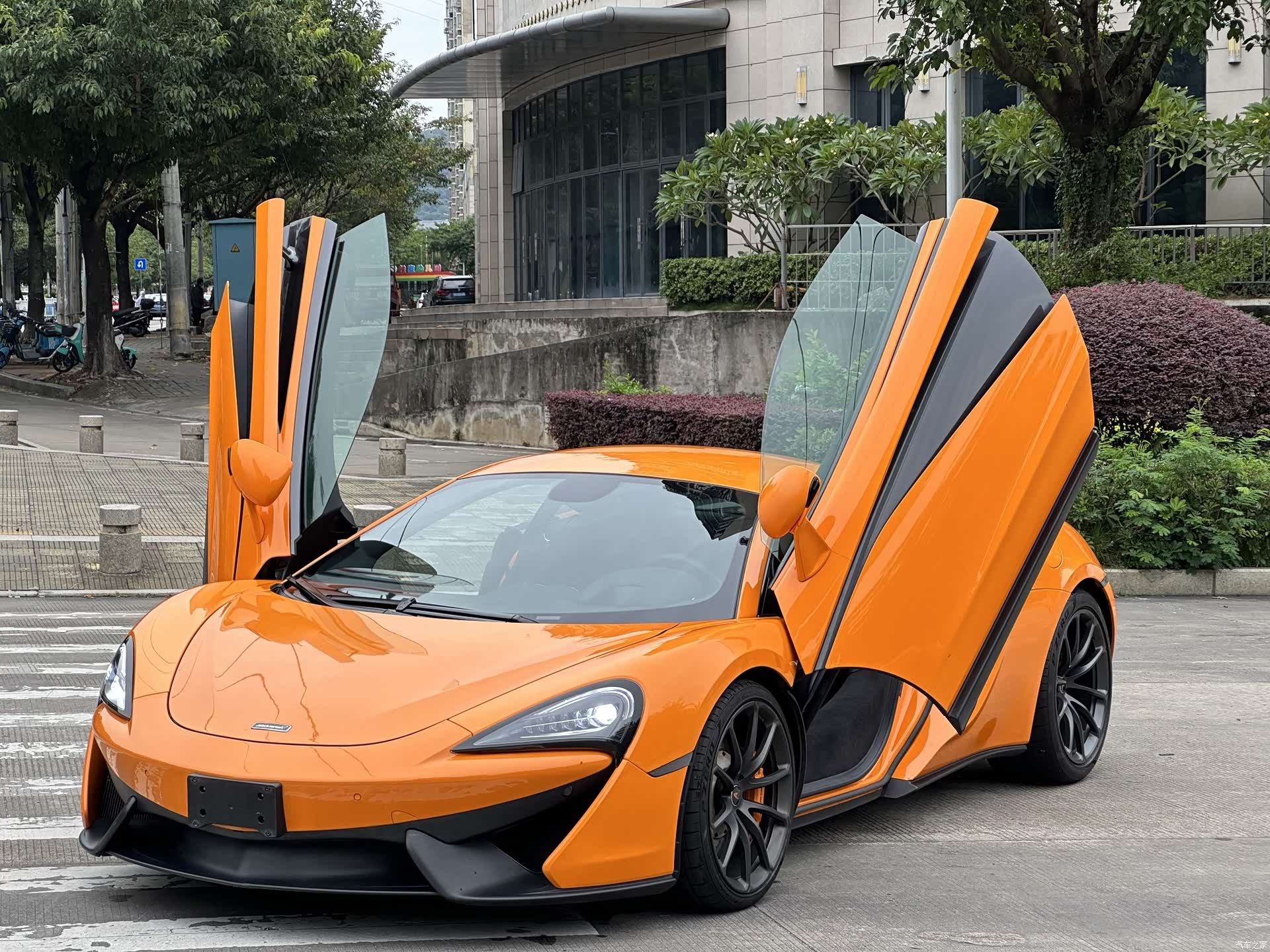 McLaren 540C, 2019 1