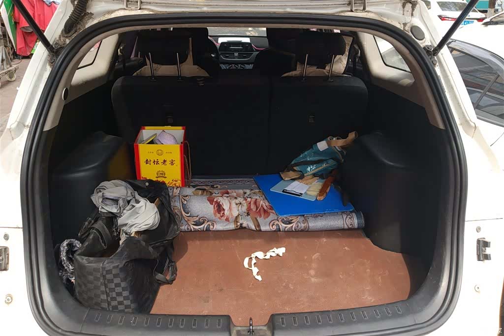 Wuling 310W, 2018 4