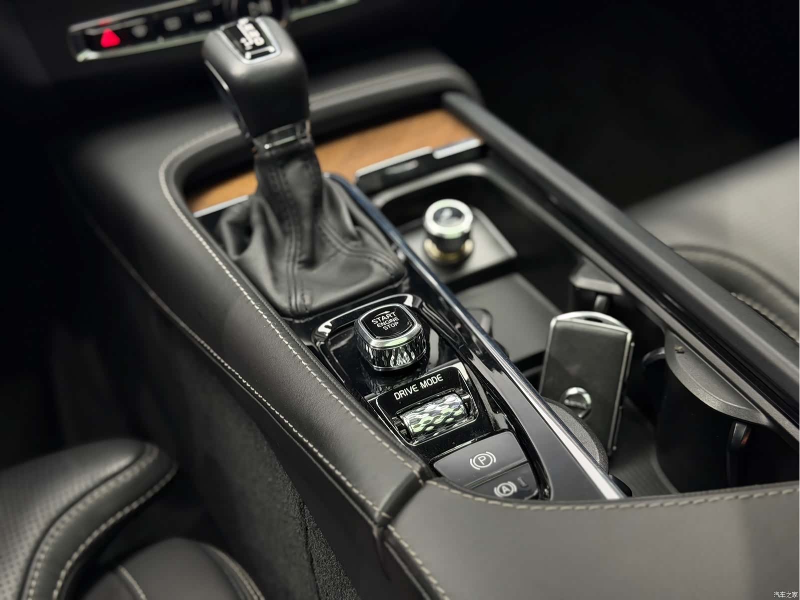 Volvo S90, 2017 23