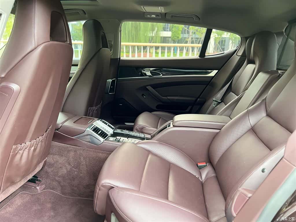 Porsche Panamera, 2015 11