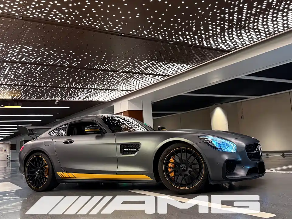 Mercedes-Benz AMG GT Mercedes-Benz AMG GT