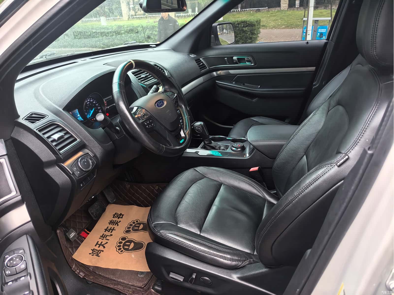 Ford Explorer, 2019 4