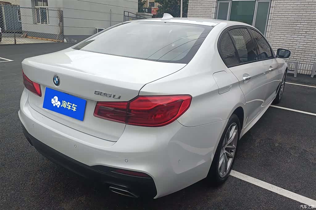 BMW 5 Series, 2018 3