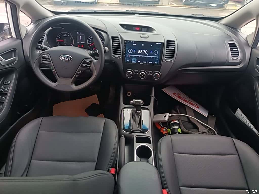 Kia K3, 2017 10