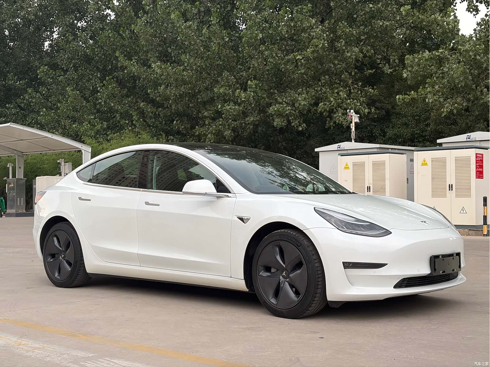 Tesla Model 3, 2020 7