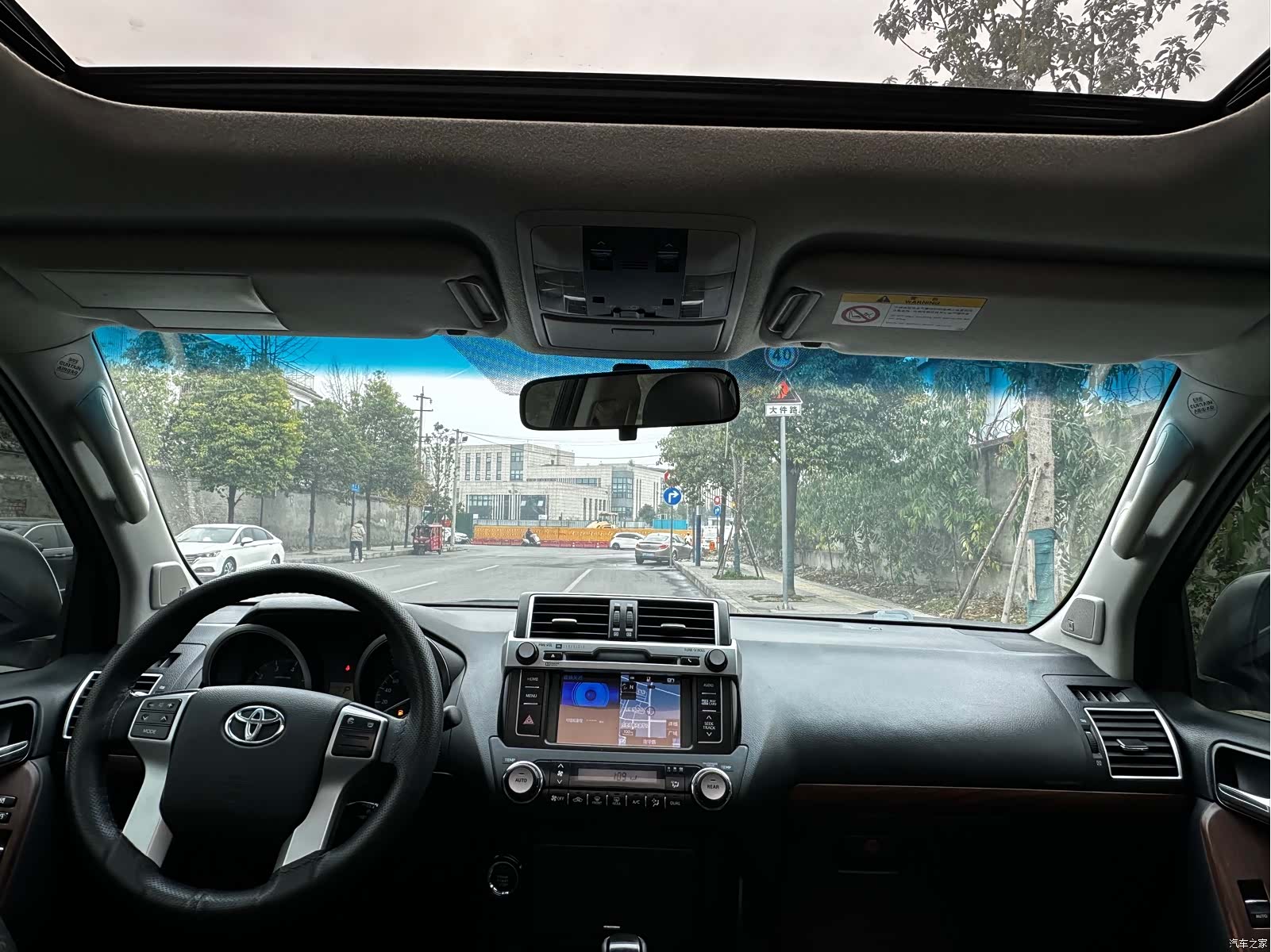 Toyota Prado, 2017 10