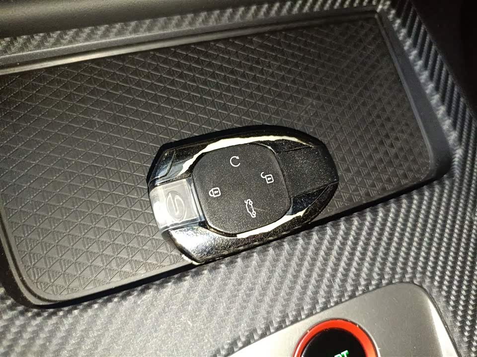Trumpchi Shadow Leopard