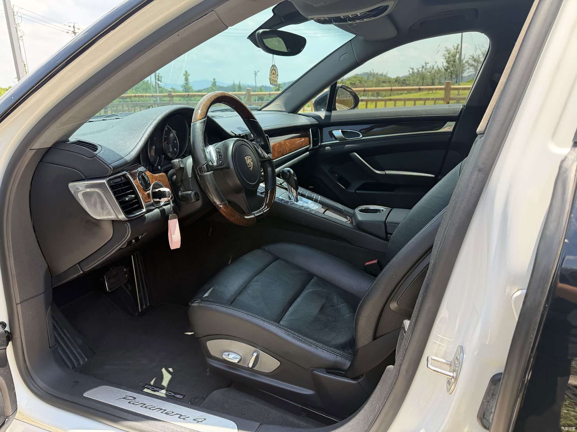 Porsche Panamera, 2011 4