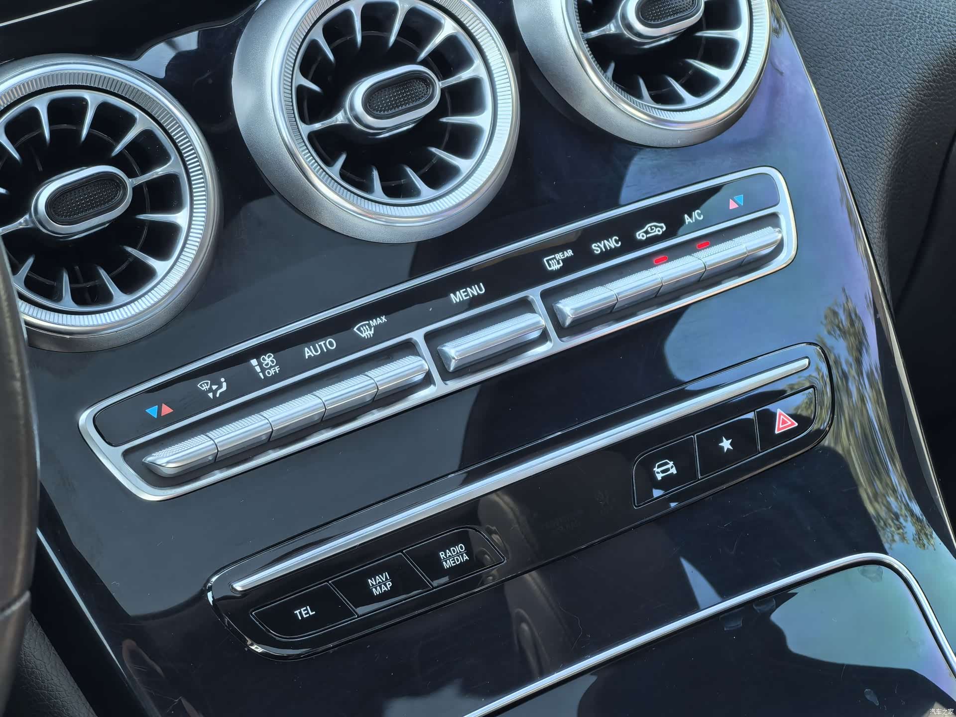 Mercedes-Benz GLC, 2019 13