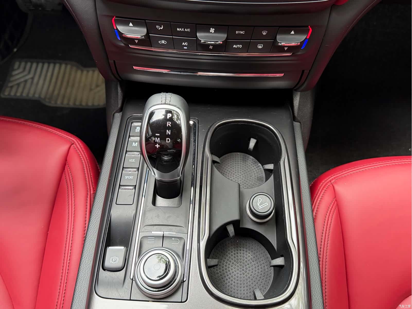 Maserati Ghibli, 2017 16
