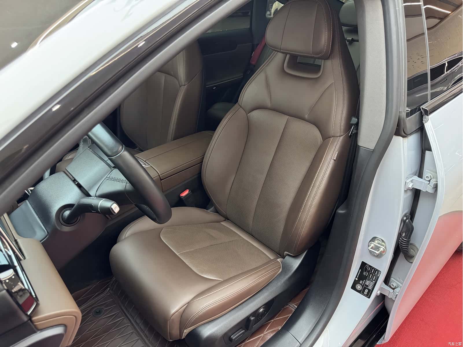 Leapmotor C01, 2024 37