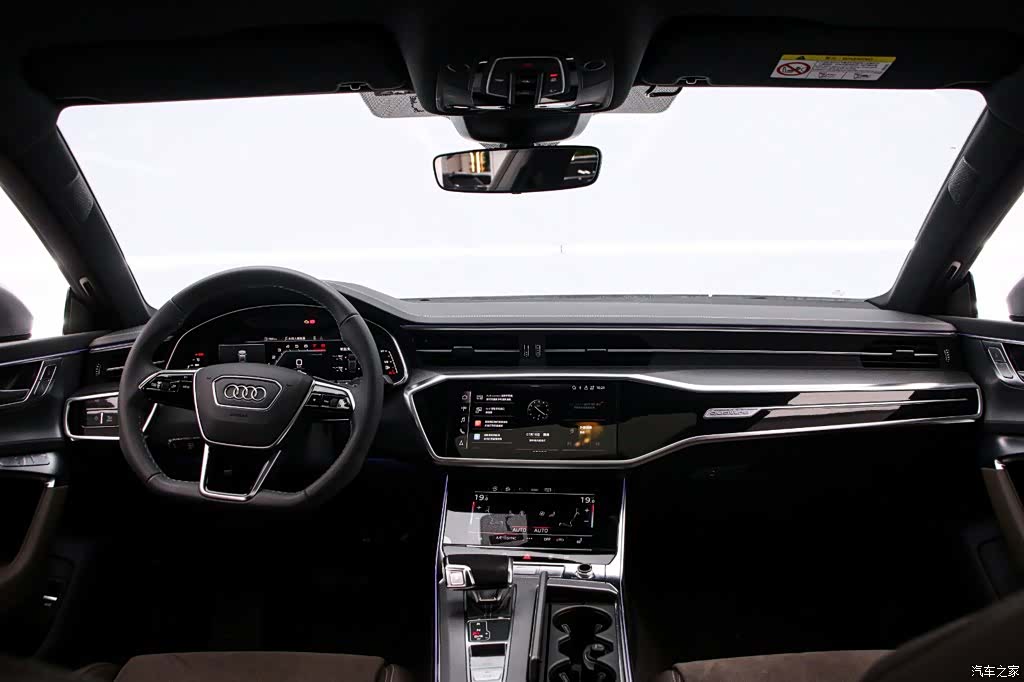 Audi A7L, 2023 все фото