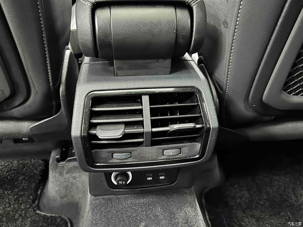 Audi Q3, 2022 15