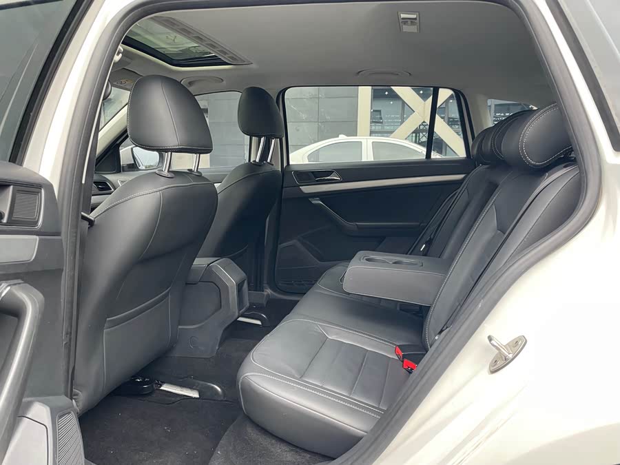 Volkswagen Tiguan 2017, фото 7