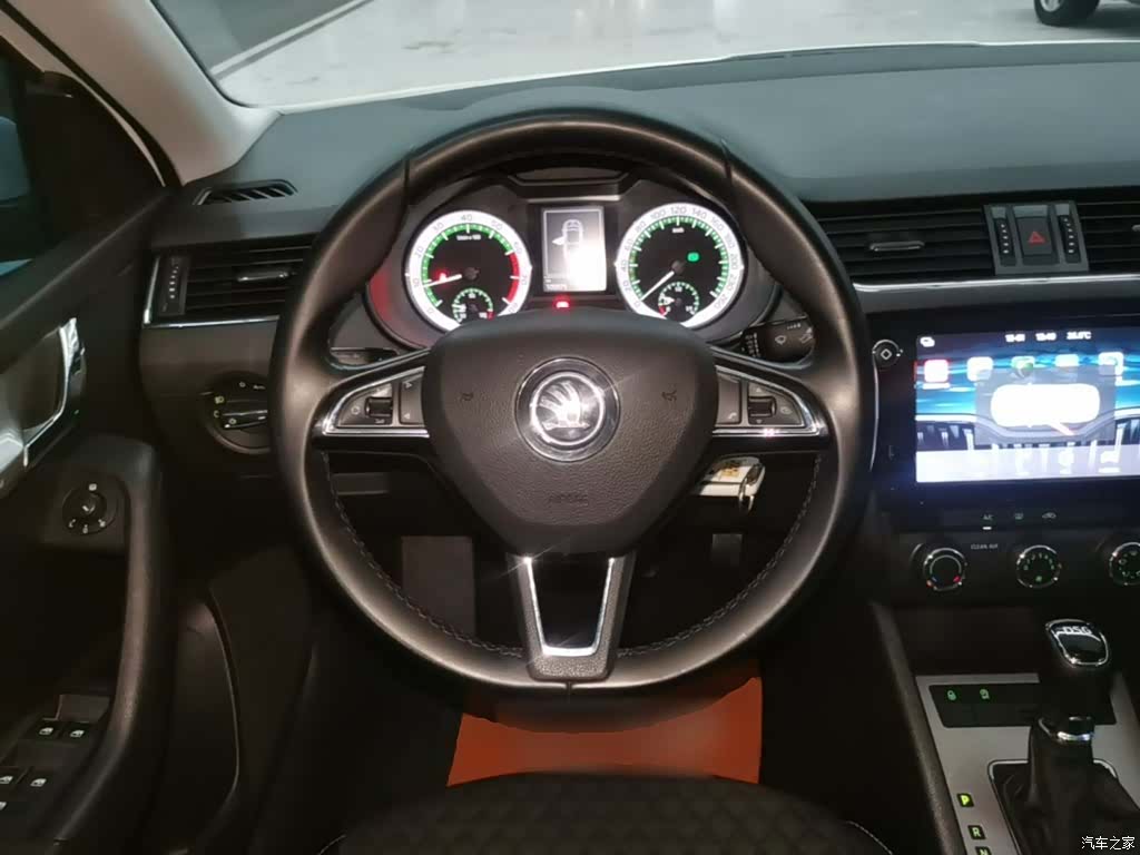 Skoda Octavia, 2018 11