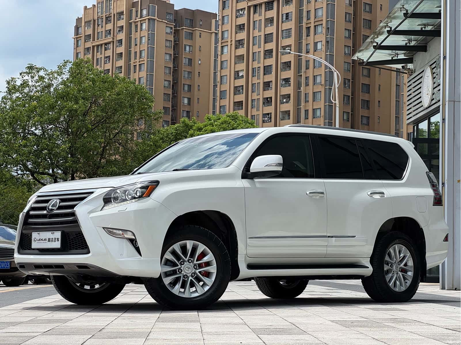 Lexus GX, 2016 1