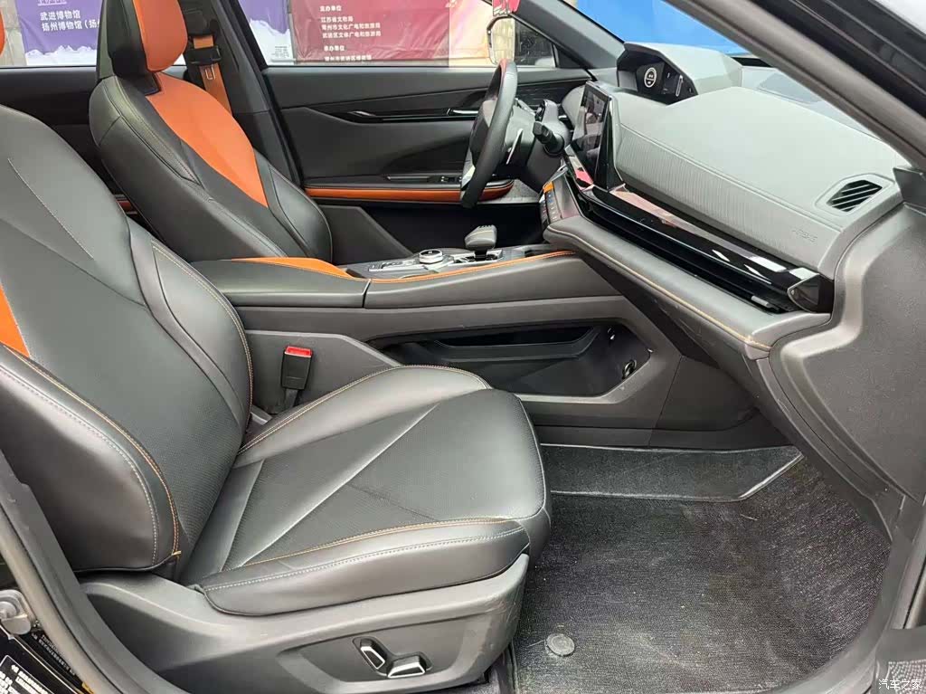 Changan UNI-V, 2022 15