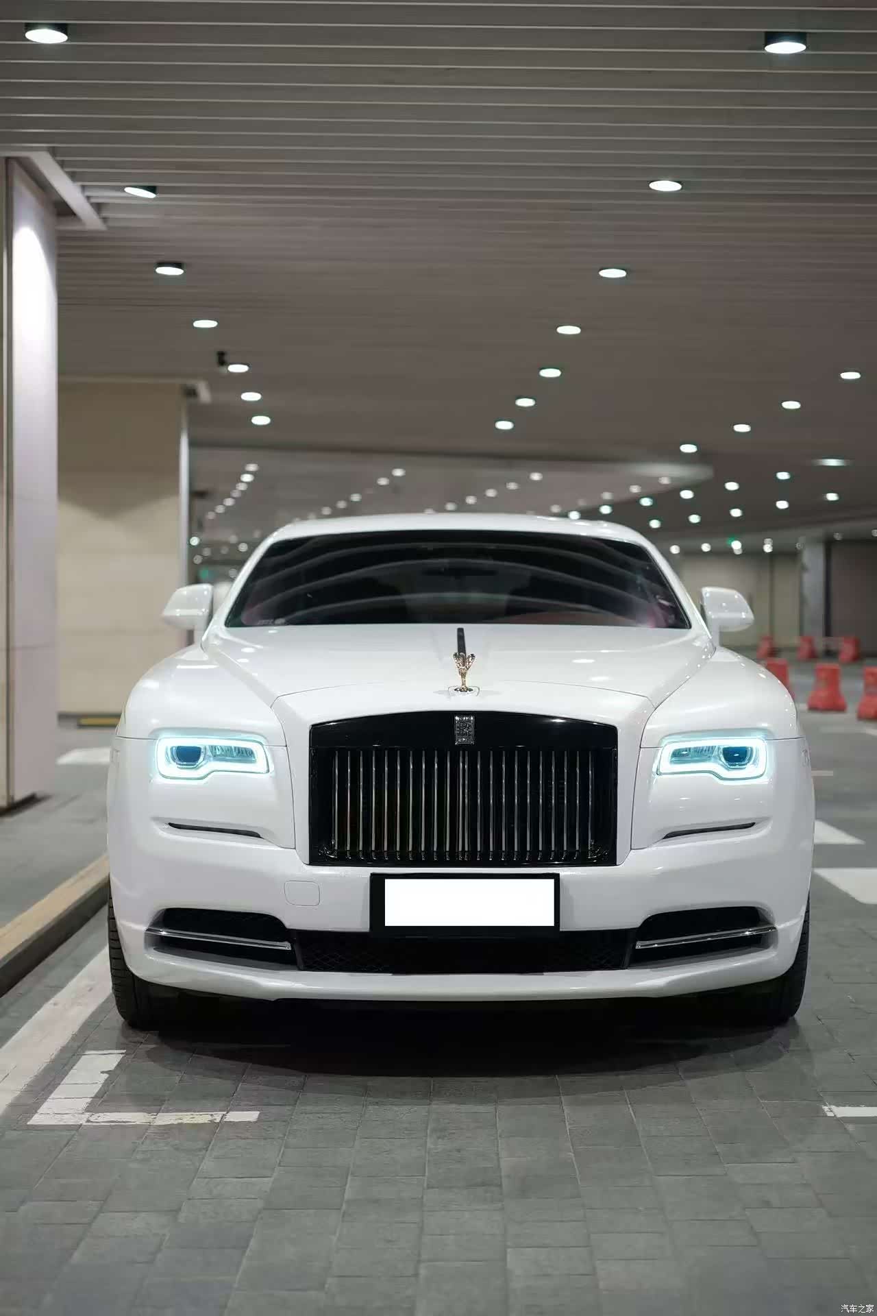 Rolls-Royce Wraith, 2018 11