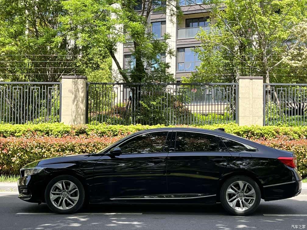 Honda Accord, 2019 8